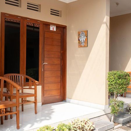 Reddoorz Near Buleleng Harbour 2 Singaraja Exterior foto