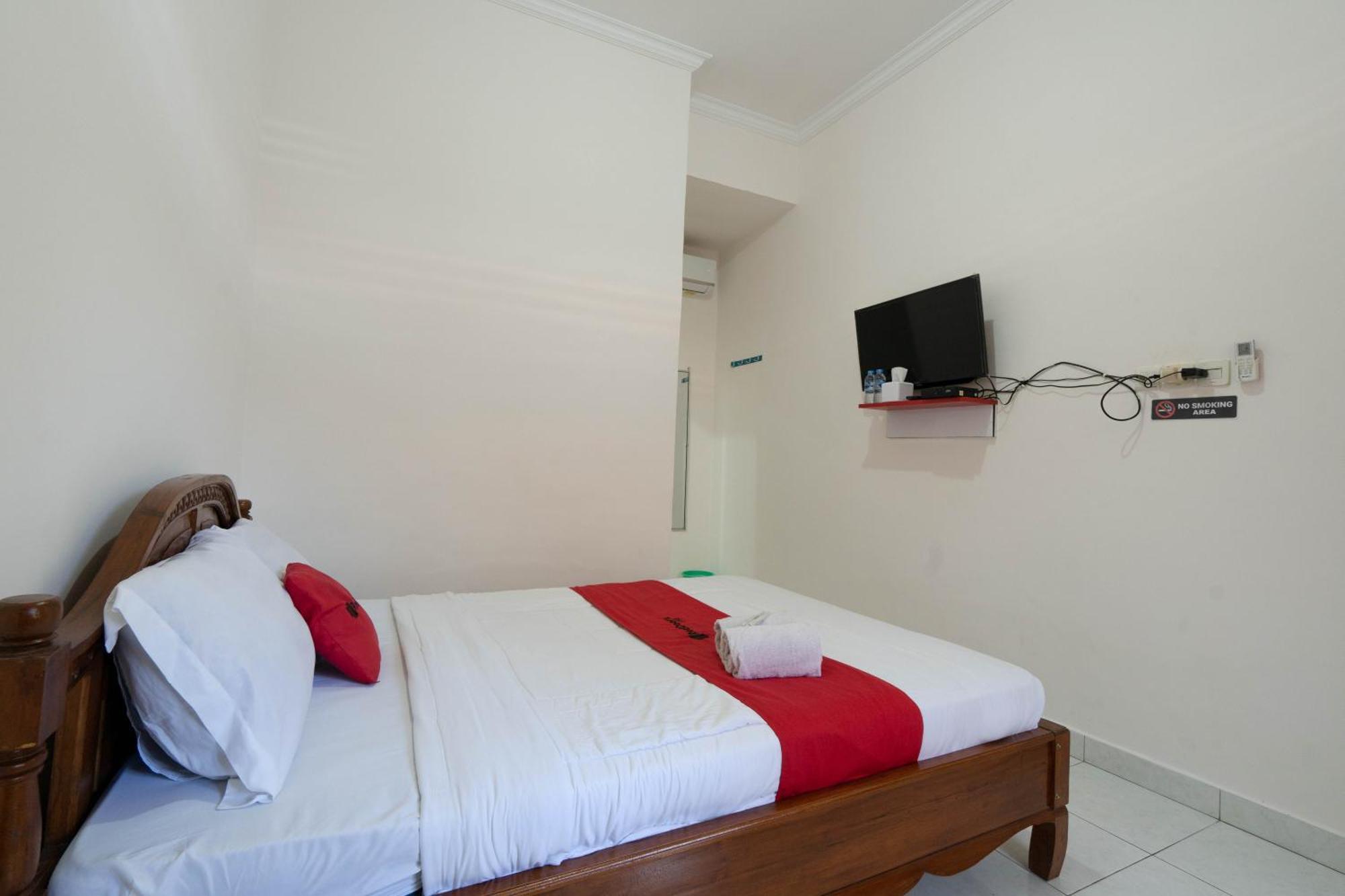 Reddoorz Near Buleleng Harbour 2 Singaraja Exterior foto