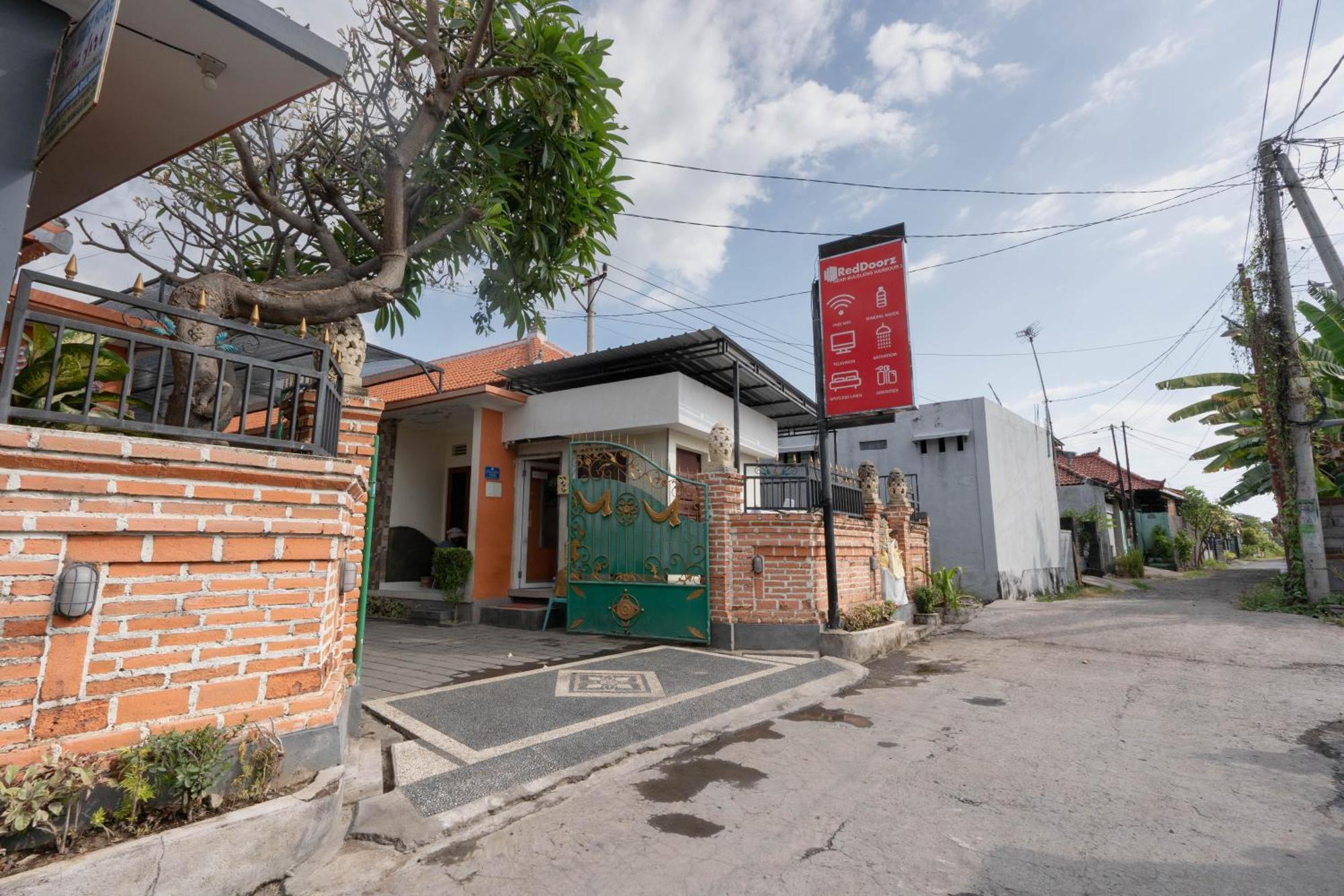 Reddoorz Near Buleleng Harbour 2 Singaraja Exterior foto
